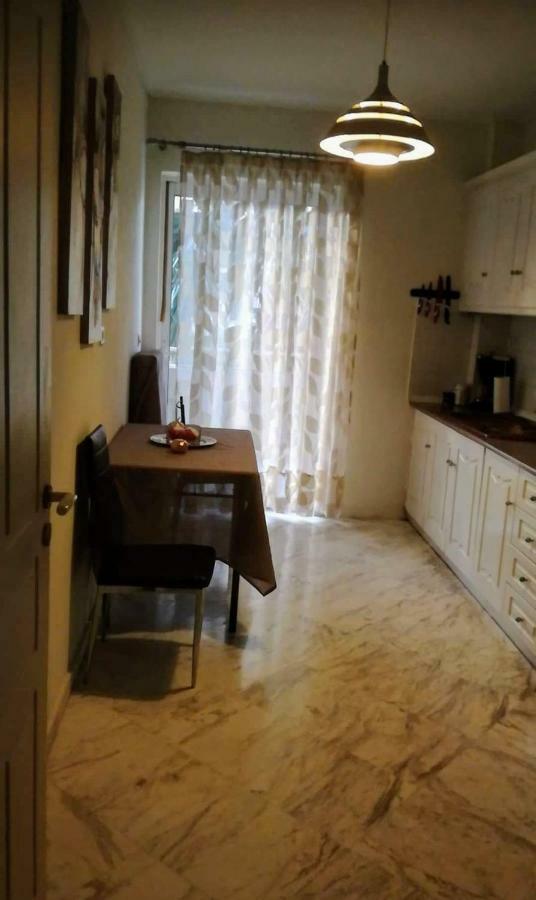 Sea View Apartment Халкіда Екстер'єр фото